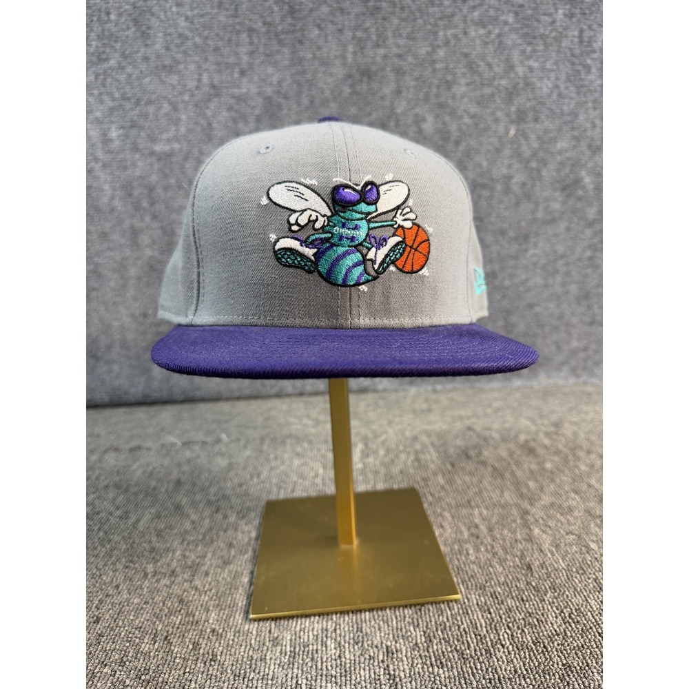 Charlotte Hornets Hat Cap Fitted Mens 7 3/8 Gray NBA Basketball New Era 59FIFTY